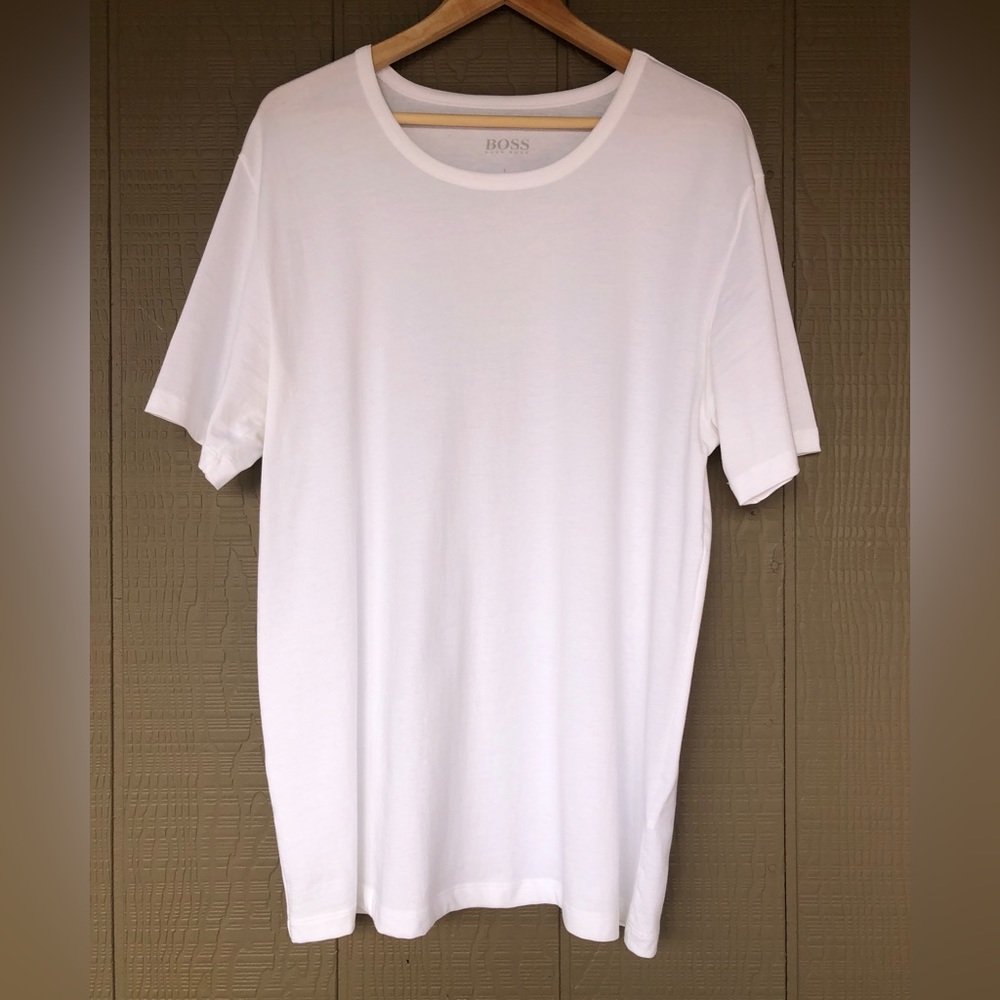 Hugo Boss Men’s White Crew Neck T-shirt. NWOT. Size- L
